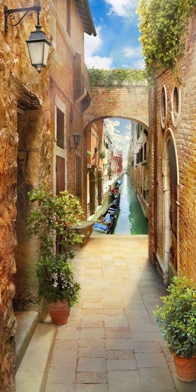 Venetian Street