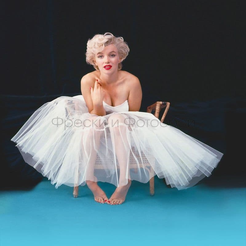 Marilyn Monroe'S Gaze