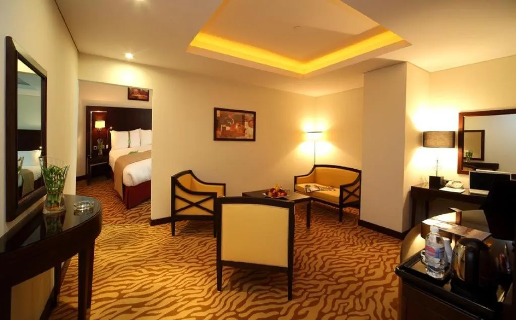 Holiday Inn Riyadh - 16