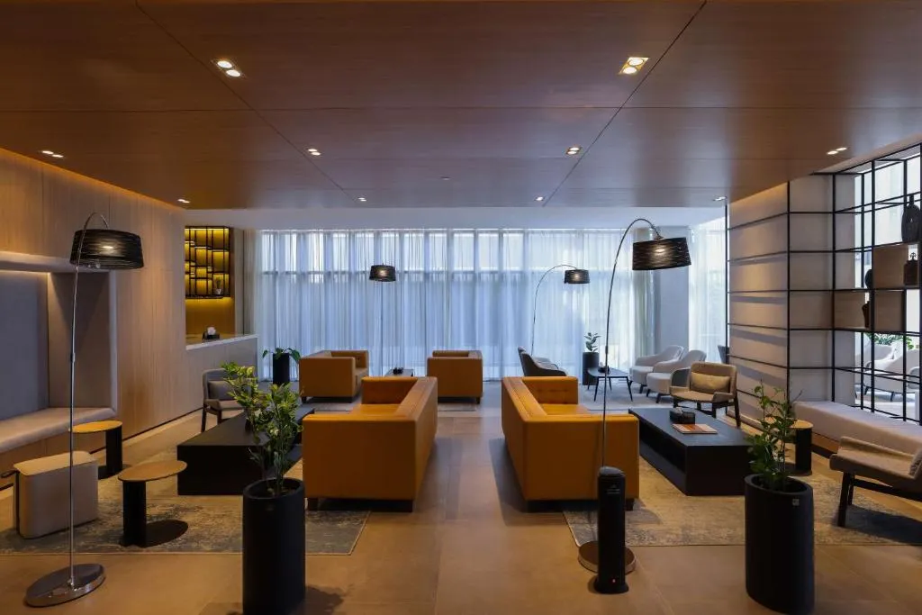 Radisson Hotel Riyadh - 2