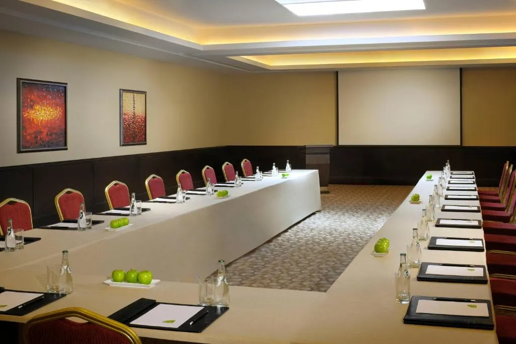 Courtyard by Marriott Riyadh - 10