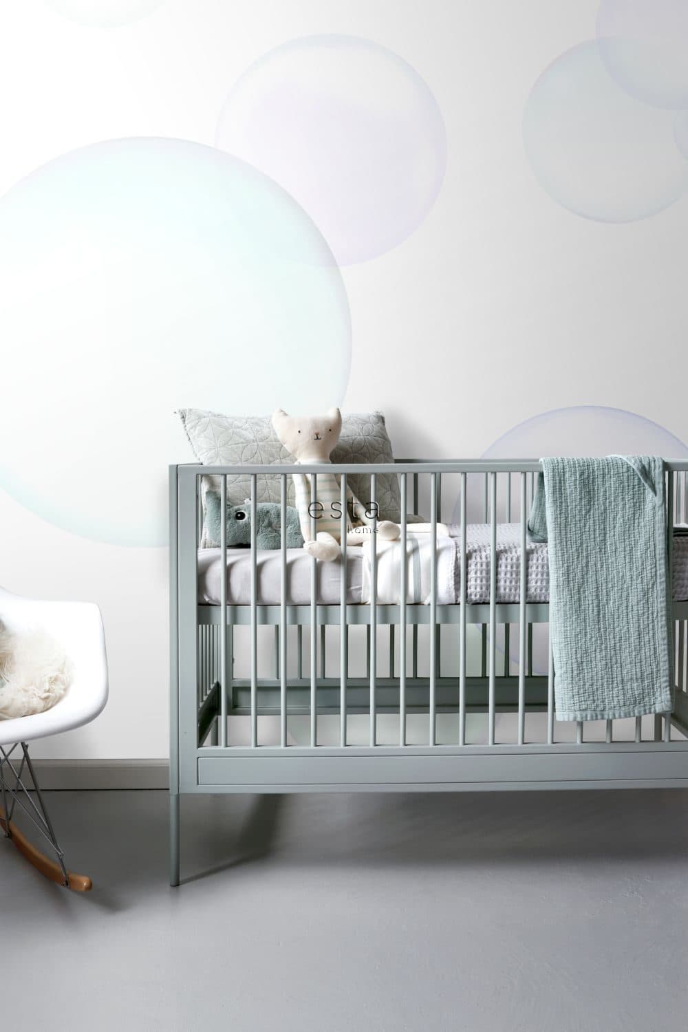 wall mural large floating bubbles air bubbles purple, soft pink, mint green and blue 158859