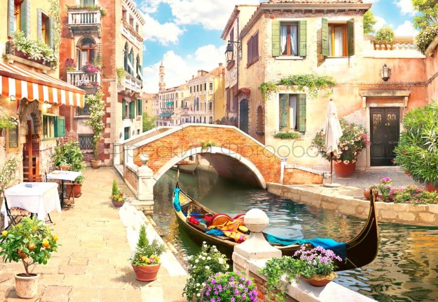 Venetian Street