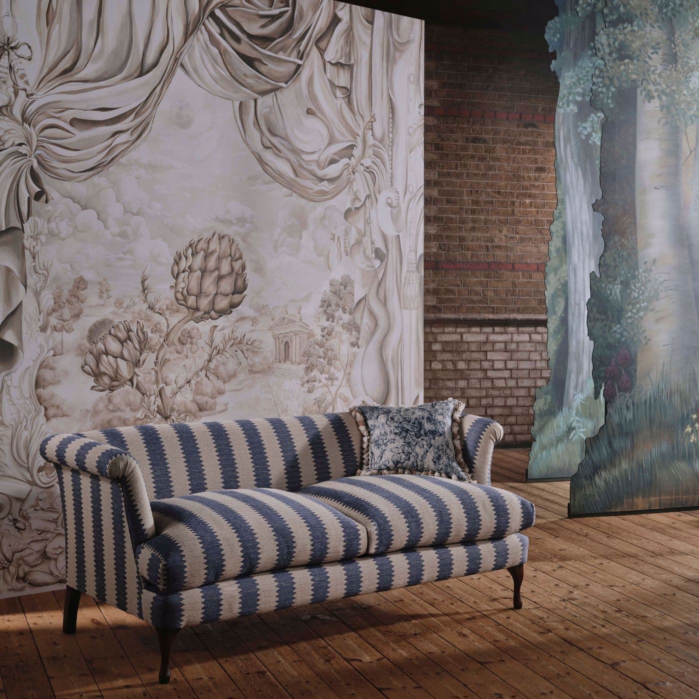 Fringed Tulip Toile